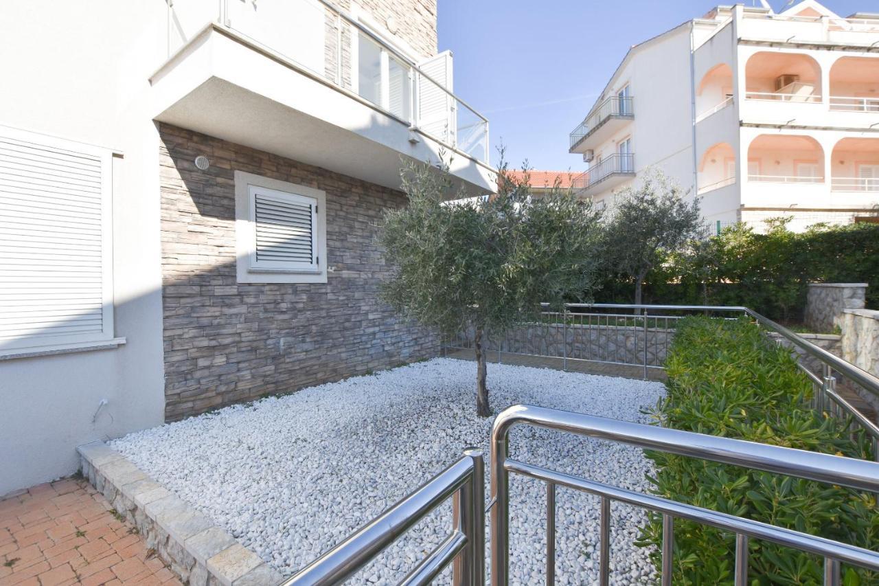 Apartment Belle Vue Primošten Zewnętrze zdjęcie